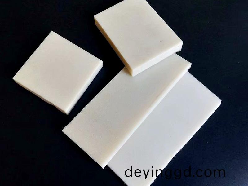 尼龍塑料麵闆好不好？材料優點！